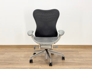 Herman Miller Mirra