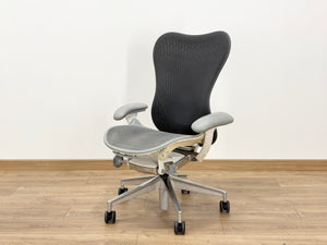 Herman Miller Mirra