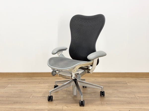 Herman Miller Mirra