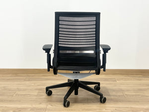 Steelcase Think V2