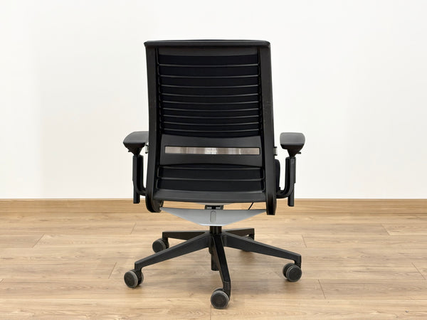 Steelcase Think V2