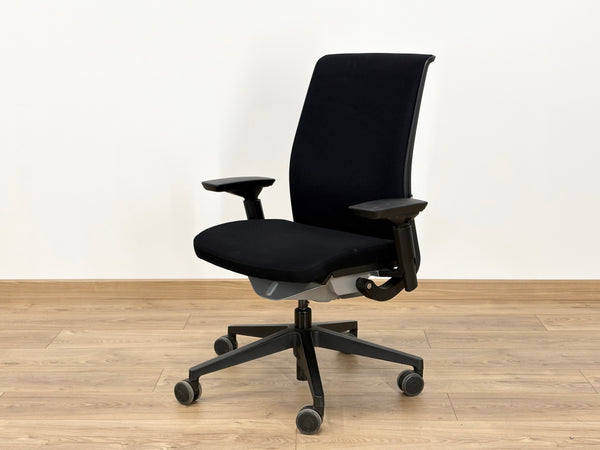 Steelcase Think V2