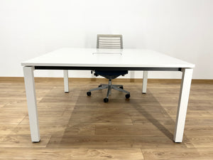 Steelcase Manager