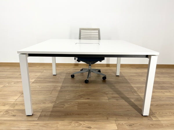 Steelcase Manager