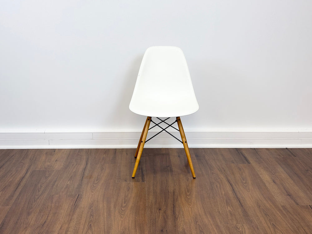Vitra Eames Plastic Blanc