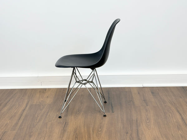 Vitra Eames Plastic Noir