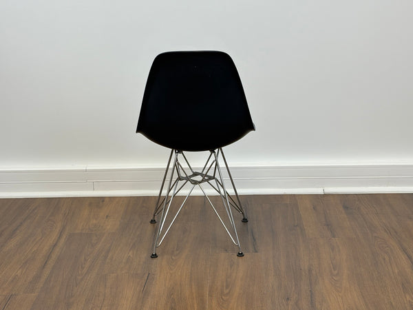 Vitra Eames Plastic Noir