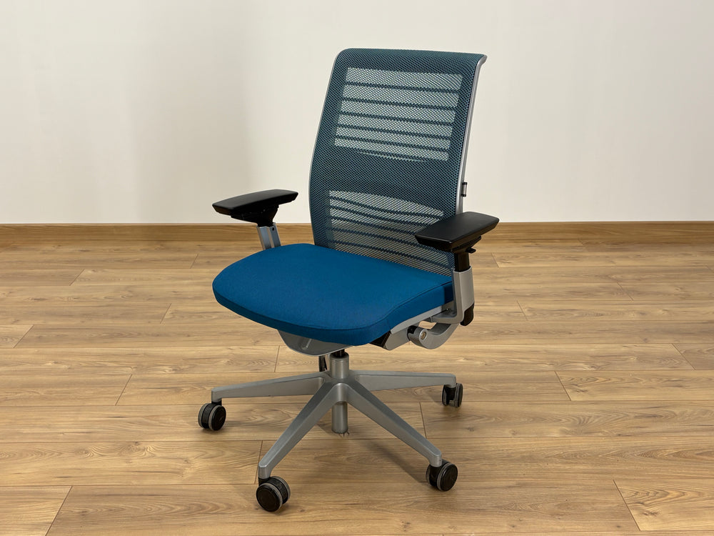 Steelcase Think V2