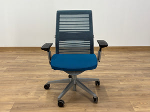 Steelcase Think V2