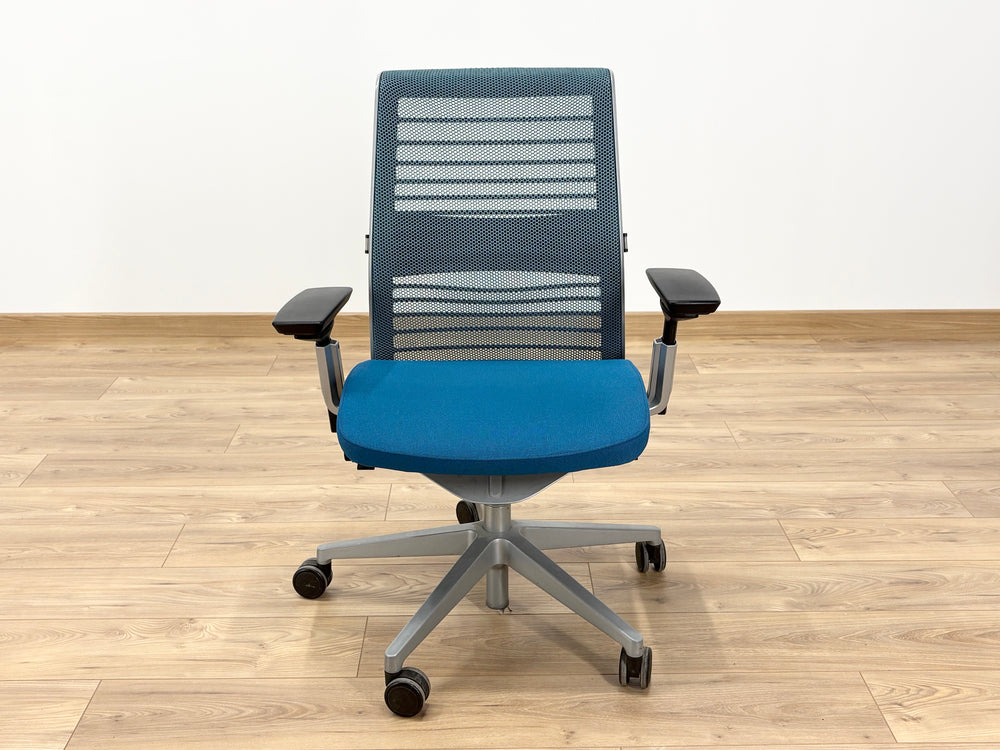 Steelcase Think V2