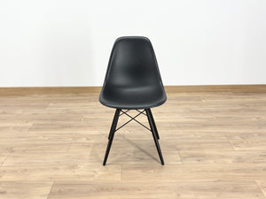 Vitra Eames Plastic Noir
