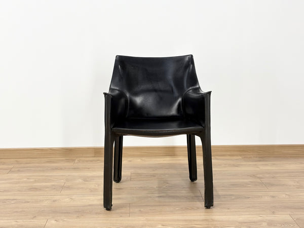 Cassina CAB 413