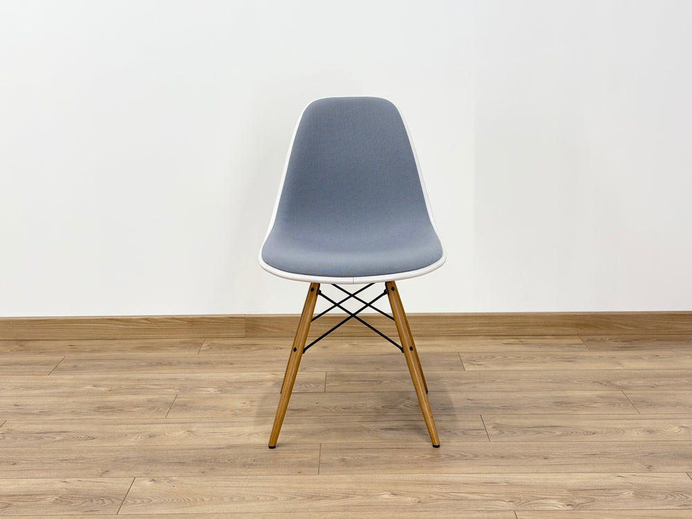 Vitra Eames Plastic