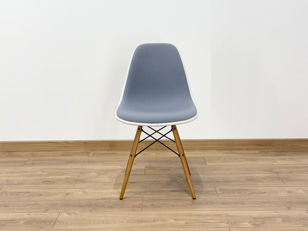 Vitra Eames Plastic