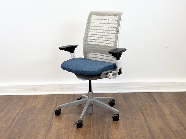 Steelcase Think V2