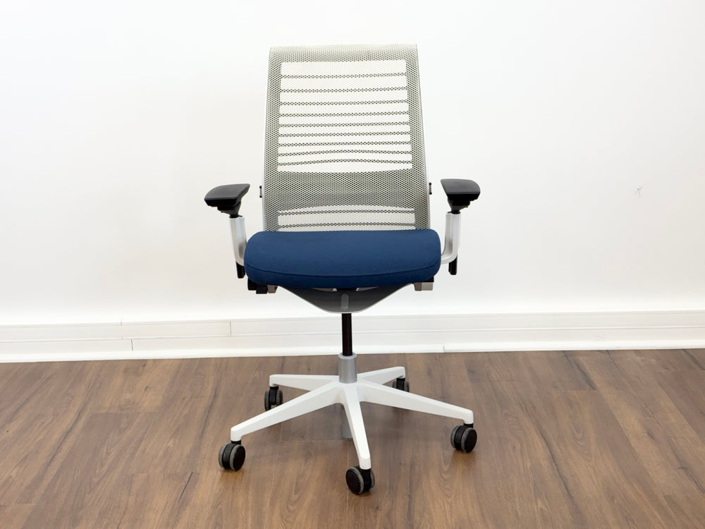 Steelcase Think V2