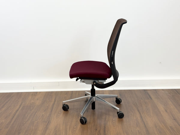 Steelcase Think V2