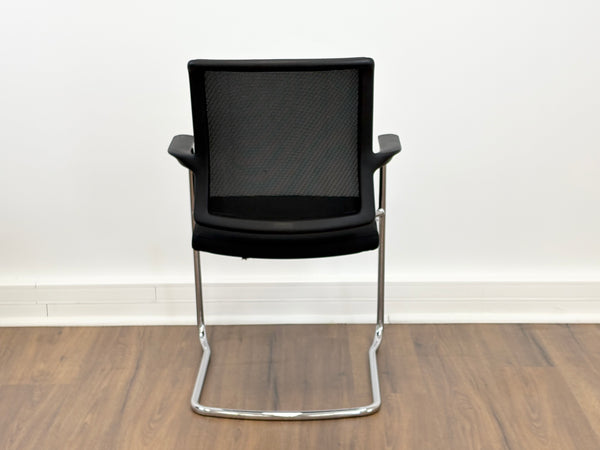 Interstuhl Goal-Air 570G