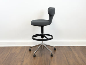 Vitra Pivot High Stool