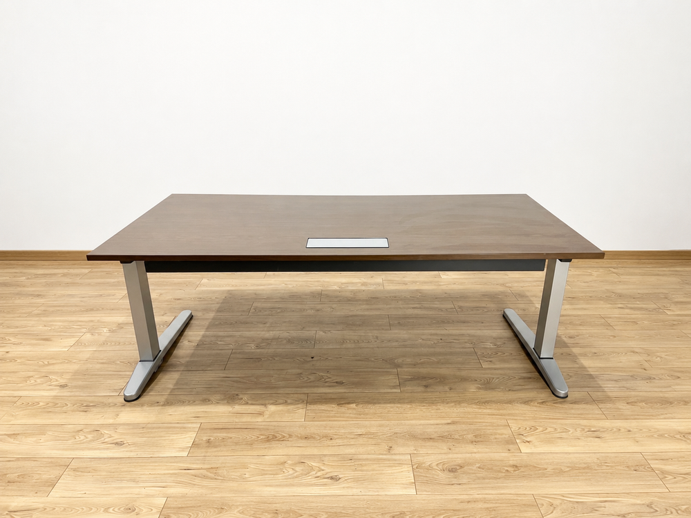 Steelcase 200