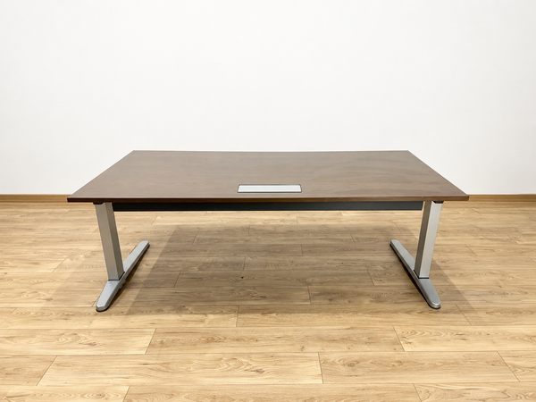 Steelcase 200