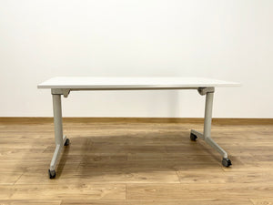 table pliante Steelcase 140 face