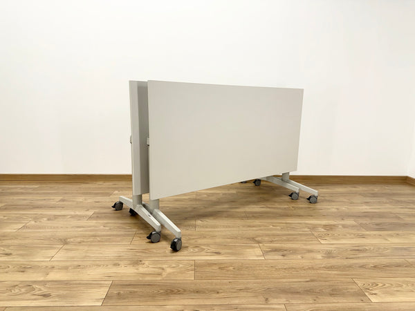 table pliante Steelcase 140 présentation